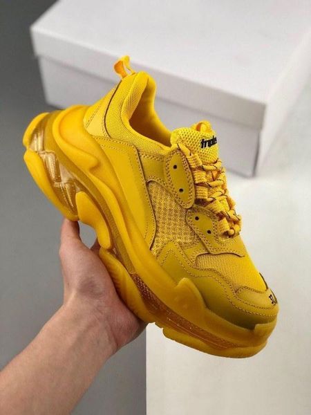 balanciaga women mens designer shoes 2019 triple s black white powder venting hole matching italian platform original mens sneakers
balanciaga women mens designer shoes 2019 triple s black white powder venting hole matching italian platform original mens sneakers