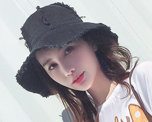 new ladies cowboy hat korean version of the big shade sun hat summer fashion casual beach, Blue;gray
new ladies cowboy hat korean version of the big shade sun hat summer fashion casual beach, Blue;gray