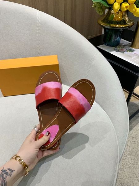 size 35-43 2020 new new women lock it flat mule women's sandals 1a64mh women's slippers fashion casual goatskin with box, Black
size 35-43 2020 new new women lock it flat mule women's sandals 1a64mh women's slippers fashion casual goatskin with box, Black