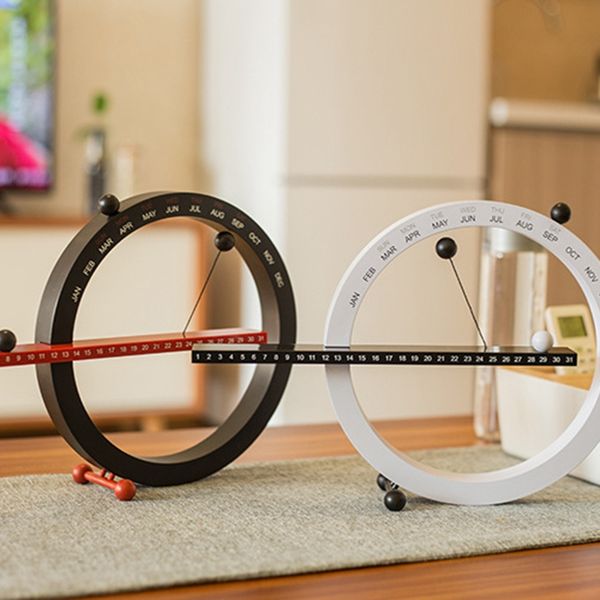творческий магнитные болл настенные часы perpetual настенный календарь новизна home decor европейский стиль гостиная украшения спальня
творческий магнитные болл настенные часы perpetual настенный календарь новизна home decor европейский стиль гостиная украшения спальня