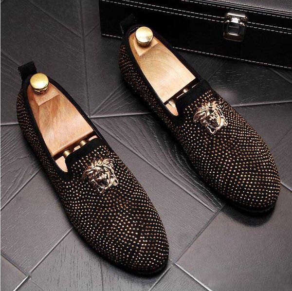 Classic Business Diamond Rhinestone Men Loafers Brand Rivets Shoes Slip on Pointed Toe Party Slippers Wedding Shoes
Classic Business Diamond Rhinestone Men Loafers Brand Rivets Shoes Slip on Pointed Toe Party Slippers Wedding Shoes