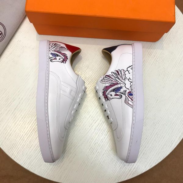new style luxury men's casual sports shoes fashion brand autumn and winter men's shoes three platform 3d printed tianma pattern jn, Black
new style luxury men's casual sports shoes fashion brand autumn and winter men's shoes three platform 3d printed tianma pattern jn, Black