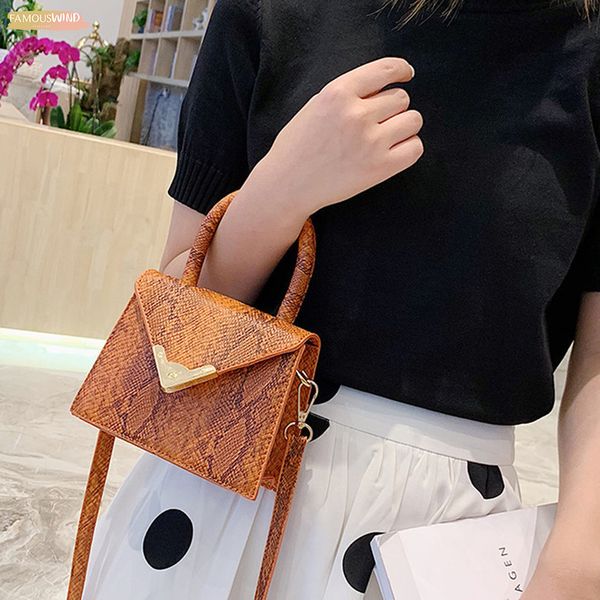 2020 fashion snake skin prints messenger bag women serpentine crossbody bags single shoulder handle hasp square package
2020 fashion snake skin prints messenger bag women serpentine crossbody bags single shoulder handle hasp square package