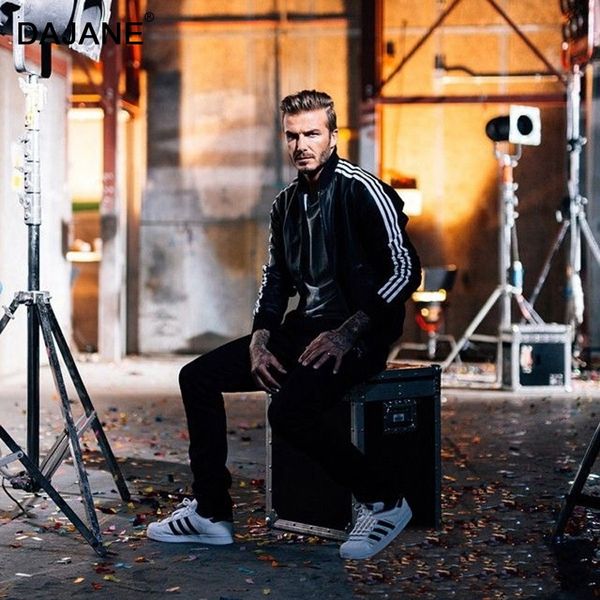 the new autumn 2017 sheep genuine leather genuine leather men's cultivate one's morality short beckham with three bar baseball u, Black
the new autumn 2017 sheep genuine leather genuine leather men's cultivate one's morality short beckham with three bar baseball u, Black