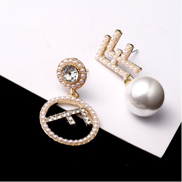 2020 earrings ladies exquisite cool girls fashion jewelry irregular pearl earrings girls party accessories, Golden
2020 earrings ladies exquisite cool girls fashion jewelry irregular pearl earrings girls party accessories, Golden