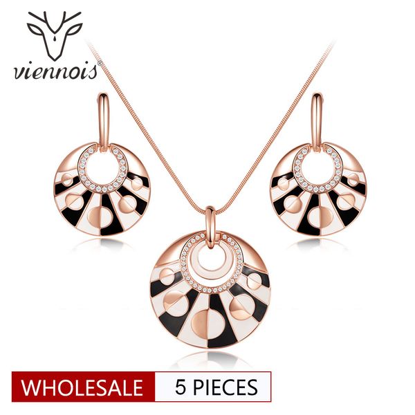 viennois wholesale rose gold color round jewelry sets for women earrings pendant necklace set black and white jewelry, Silver
viennois wholesale rose gold color round jewelry sets for women earrings pendant necklace set black and white jewelry, Silver