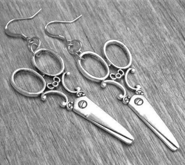 zinc alloy ancient silver scissor charm pendant earrings fashion women jewelry victorian gothic designer earrings friend holiday gift
zinc alloy ancient silver scissor charm pendant earrings fashion women jewelry victorian gothic designer earrings friend holiday gift
