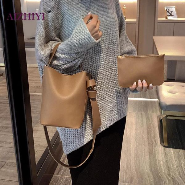 2019 new fashion 2pcs/set simple shoulder crossbody handbag women casual pu leather pure color wide clutch messenger bag
2019 new fashion 2pcs/set simple shoulder crossbody handbag women casual pu leather pure color wide clutch messenger bag