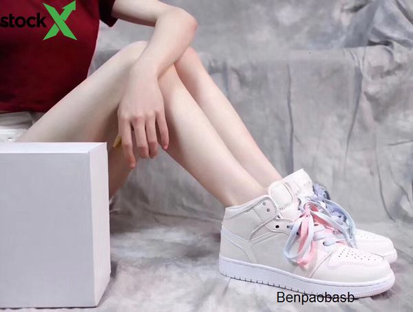 high 1 mid gs women jordon basketball shoes 1s og 3 mandarin duck four-color elegant beige designer sports shoes 5.5-8.5
high 1 mid gs women jordon basketball shoes 1s og 3 mandarin duck four-color elegant beige designer sports shoes 5.5-8.5