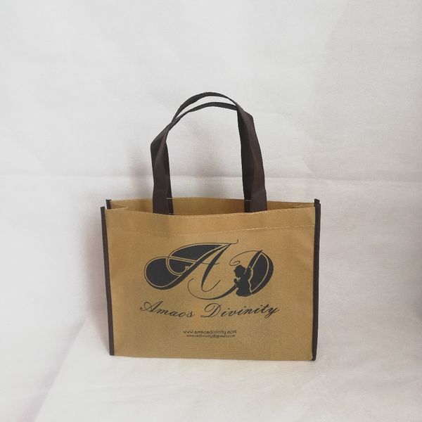 wholesale 500 pcs/lot 25hx20x8cm custom reusable non-woven shopping tote bags with one color logo printed promotion store bag
wholesale 500 pcs/lot 25hx20x8cm custom reusable non-woven shopping tote bags with one color logo printed promotion store bag
