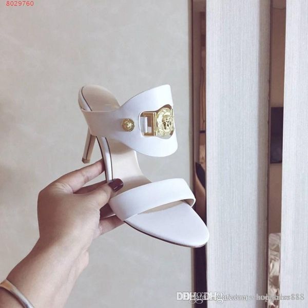 2019 новый стиль все импортированные кожа, чистая медь украшения Haute couture мода краси
2019 новый стиль все импортированные кожа, чистая медь украшения Haute couture мода краси