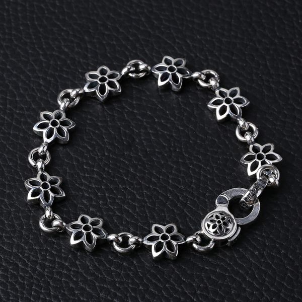 925 Sterling silver jewelry designer hand-made cherry blossom bracelet designed with unique closure clasps
925 Sterling silver jewelry designer hand-made cherry blossom bracelet designed with unique closure clasps