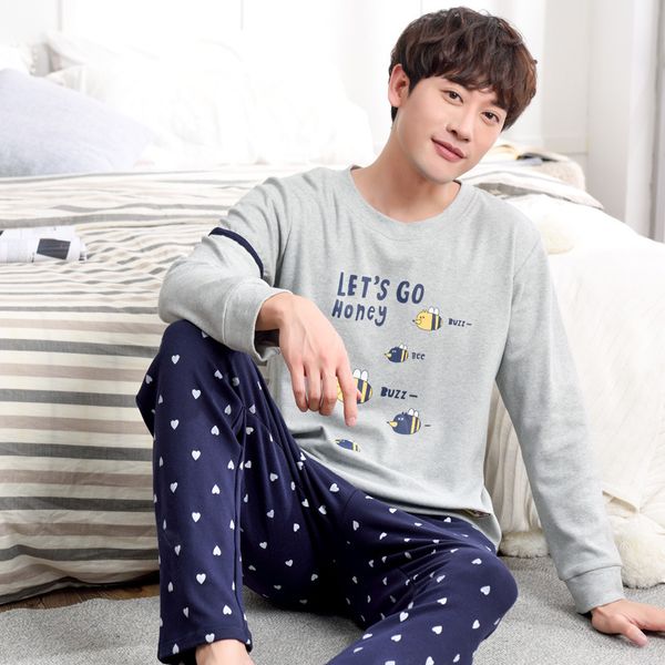 men 2019 spring and autumn korean large size youth pajamas new cotton long sleeve cotton winter suit pajama sets men pajamas, Black;brown
men 2019 spring and autumn korean large size youth pajamas new cotton long sleeve cotton winter suit pajama sets men pajamas, Black;brown