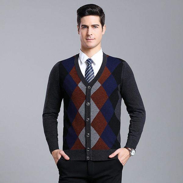 2020 spring&autumn mens casual geometric patterns v-neck collar sweater mens fashion warm knitted christmas sweater coats, White;black
2020 spring&autumn mens casual geometric patterns v-neck collar sweater mens fashion warm knitted christmas sweater coats, White;black