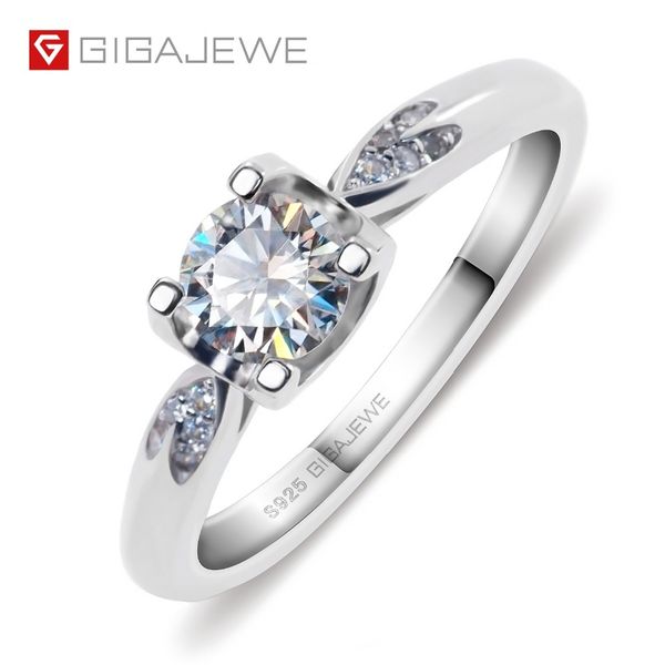 gigajewe moissanite ring 0.5ct vvs1 round cut f color lab diamond 925 silver jewelry love token woman girlfriend courtship gift ly191226, Slivery;golden
gigajewe moissanite ring 0.5ct vvs1 round cut f color lab diamond 925 silver jewelry love token woman girlfriend courtship gift ly191226, Slivery;golden