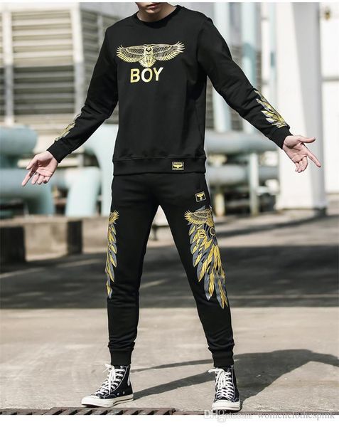 luxury mens 2pcs tracksuits designer gold letter printed mens running suits long sleeves fashion loose sportwear male apparel, Gray
luxury mens 2pcs tracksuits designer gold letter printed mens running suits long sleeves fashion loose sportwear male apparel, Gray