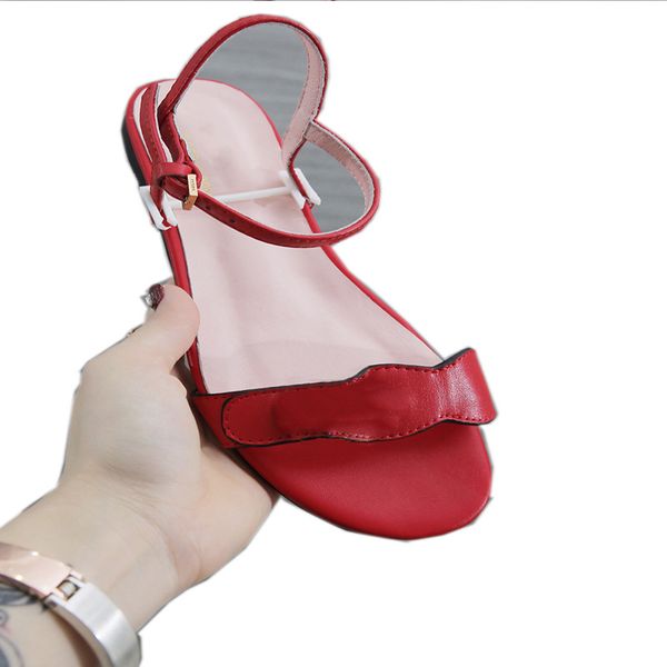 2020 new designer luxury series outdoor brand leather ladies flat sandals comfortable and breathable, Black
2020 new designer luxury series outdoor brand leather ladies flat sandals comfortable and breathable, Black