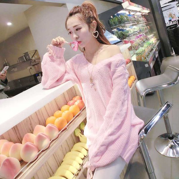 autumn and winter japanese kawaii pink sweater sweet and careful machine v-neck strapless lazy loose mid-length bag hip sweater, White;black
autumn and winter japanese kawaii pink sweater sweet and careful machine v-neck strapless lazy loose mid-length bag hip sweater, White;black