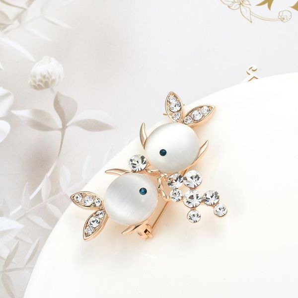 2016 new fashion pisces brooches and pins for women animal rhinestone safety wedding brooches scarf buckle wholesale 12pcs/lot, Gray
2016 new fashion pisces brooches and pins for women animal rhinestone safety wedding brooches scarf buckle wholesale 12pcs/lot, Gray