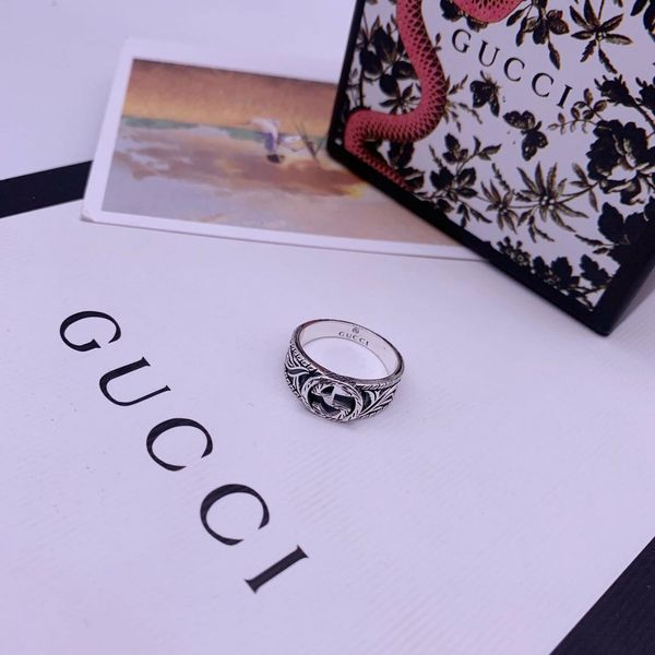 luxury design sterling silver ring man and women same ring simple and elegant wild ring fashion jewelry supply
luxury design sterling silver ring man and women same ring simple and elegant wild ring fashion jewelry supply