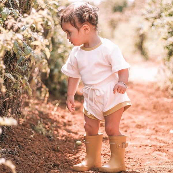 children baby fashion clothing set child casual solid color t-shirts + shorts two piece sets boys girls brand clothing suits quanlity, White
children baby fashion clothing set child casual solid color t-shirts + shorts two piece sets boys girls brand clothing suits quanlity, White
