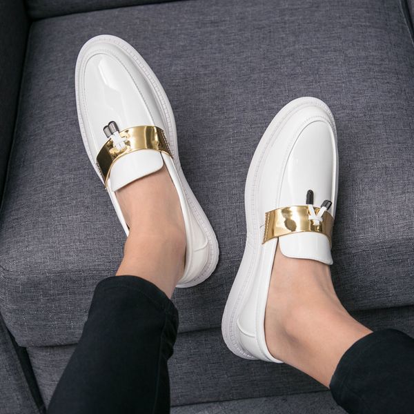 men's shoes patent leather casual shoes bright face british stylist pointed, Black
men's shoes patent leather casual shoes bright face british stylist pointed, Black