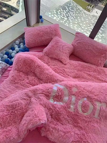 sequin embroidered flannelette 4piece bedding set winter quilt set four pieces home bedding multicolor bedclothes fashion contracted bedding
sequin embroidered flannelette 4piece bedding set winter quilt set four pieces home bedding multicolor bedclothes fashion contracted bedding
