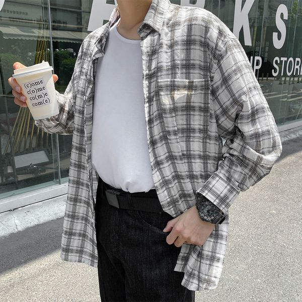2020 spring and summer new youth popular korean men's color matching plaid long-sleeved shirt fashion casual shirt jacket, White;black
2020 spring and summer new youth popular korean men's color matching plaid long-sleeved shirt fashion casual shirt jacket, White;black