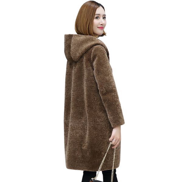 women's fur & faux real coat sheep shearing women collor long wool jacket 2021 winter hooded plus size zt239, Black
women's fur & faux real coat sheep shearing women collor long wool jacket 2021 winter hooded plus size zt239, Black