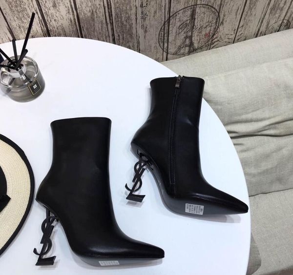 A2 the late t high heeled fa hion ankle boot the highe t quality tran parent plum and party wedding holiday women 039 high hoe 13 y l
A2 the late t high heeled fa hion ankle boot the highe t quality tran parent plum and party wedding holiday women 039 high hoe 13 y l