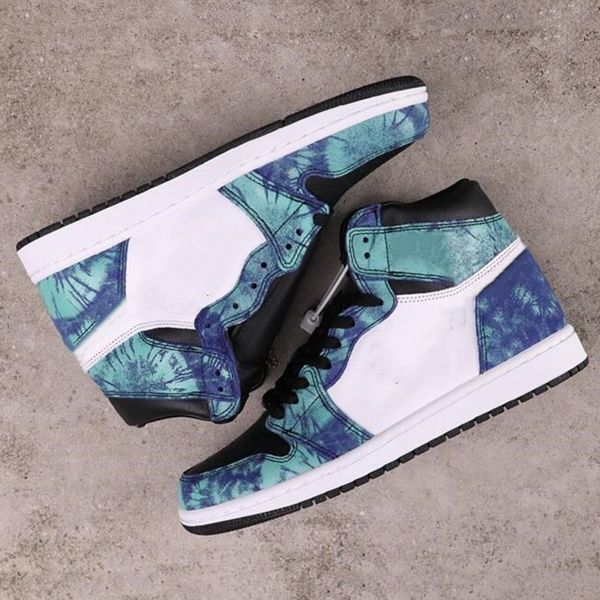 1 high og wmns tie dye jumpman 1s 2020 basketball shoes men women fashion designer athletic mens trainers outdoor sport sneakers 36-46
1 high og wmns tie dye jumpman 1s 2020 basketball shoes men women fashion designer athletic mens trainers outdoor sport sneakers 36-46