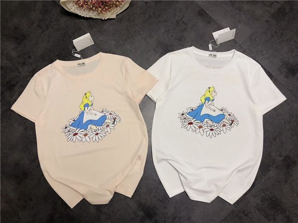 20fw new luxury tshirt brands miu snow white tshirt logos print cotton tee shirt men women streetwear sweatshirt outdoor t-shirts 2.4, Gray;blue
20fw new luxury tshirt brands miu snow white tshirt logos print cotton tee shirt men women streetwear sweatshirt outdoor t-shirts 2.4, Gray;blue