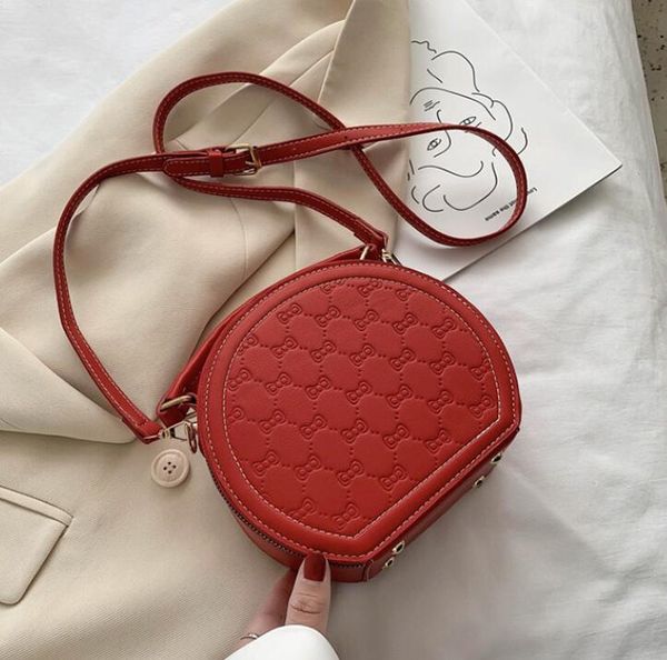 fashion women round bag ladies handbags shoulder bags wholesale girls crossbody high quality
fashion women round bag ladies handbags shoulder bags wholesale girls crossbody high quality