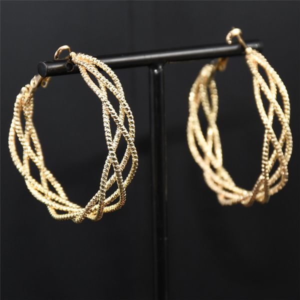 luokey statement hollow hoop earrings for women big gold color elegant round circle earrings wedding twist jewellery 2020, Golden;silver
luokey statement hollow hoop earrings for women big gold color elegant round circle earrings wedding twist jewellery 2020, Golden;silver