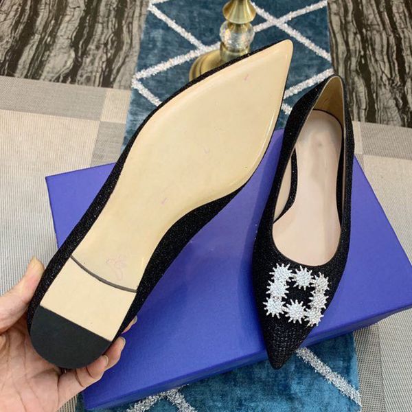 2020 new designer women's flat heels, dress shoes, crystal diamonds imported italian leather sizes 35-39 glossy black
2020 new designer women's flat heels, dress shoes, crystal diamonds imported italian leather sizes 35-39 glossy black