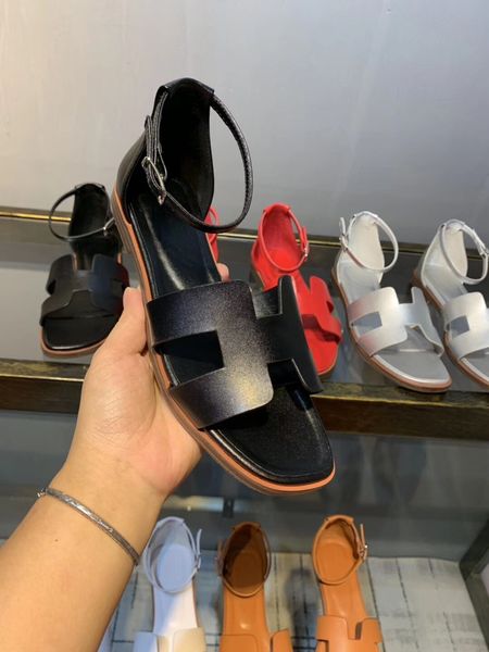 Oran Sandals Women Designer Platform Shoes Genuine Leather Buckle Sandals Luxury Spring Summer Outdoor Shoes Fashion Party Sandal
Oran Sandals Women Designer Platform Shoes Genuine Leather Buckle Sandals Luxury Spring Summer Outdoor Shoes Fashion Party Sandal