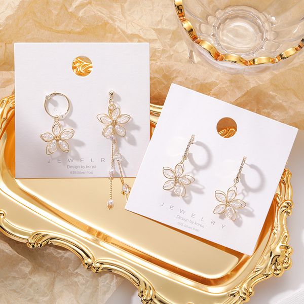 2020 korean women new fashion jewelry hollow simulated pearl flower tassel earrings for girls elegant pendientes brincos, Silver
2020 korean women new fashion jewelry hollow simulated pearl flower tassel earrings for girls elegant pendientes brincos, Silver