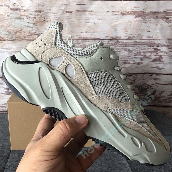 2020 socks x inertia 700 wave runner mens women sneakers 700s static mauve kanye west
2020 socks x inertia 700 wave runner mens women sneakers 700s static mauve kanye west
