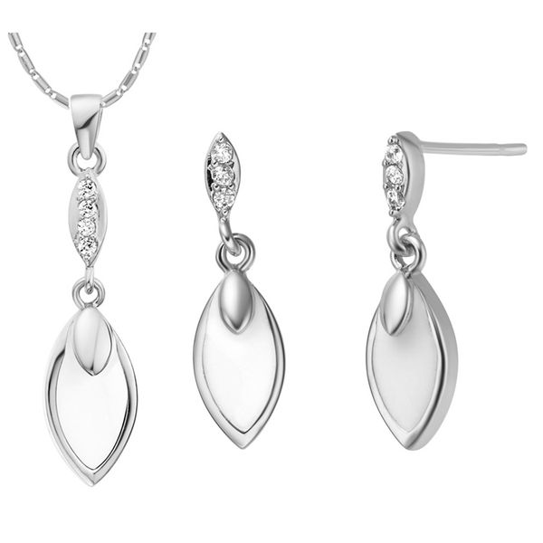 new nice plating jewelry set for women,leaf shape design,mosaic crystal,white/black glue, Slivery;golden
new nice plating jewelry set for women,leaf shape design,mosaic crystal,white/black glue, Slivery;golden