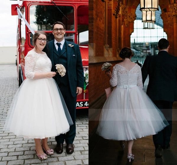 3/4 sleeve tea-length tulle plus size wedding dress with lace illusion bodice ball gowns bateau neck beach bridal gown vestidos de novia, White
3/4 sleeve tea-length tulle plus size wedding dress with lace illusion bodice ball gowns bateau neck beach bridal gown vestidos de novia, White