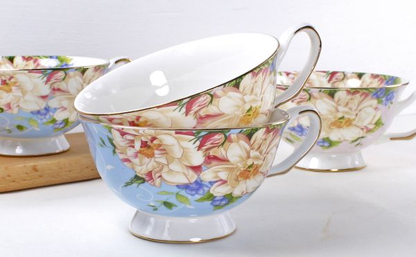 200ml, bone china floral beatiful coffee mug, small coffe cup, taza gato cafe cappuccino latte cup, present creative gift, cute
200ml, bone china floral beatiful coffee mug, small coffe cup, taza gato cafe cappuccino latte cup, present creative gift, cute