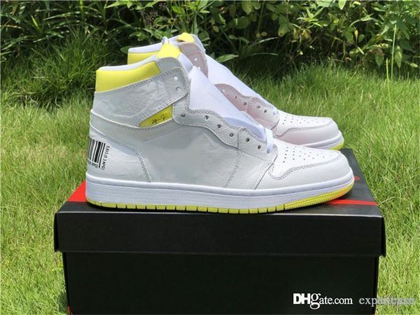 2019 authentic 1 high og first class flight white 1s dynamic yellow black 555088-170 men outdoor shoes sports sneakers with box
2019 authentic 1 high og first class flight white 1s dynamic yellow black 555088-170 men outdoor shoes sports sneakers with box