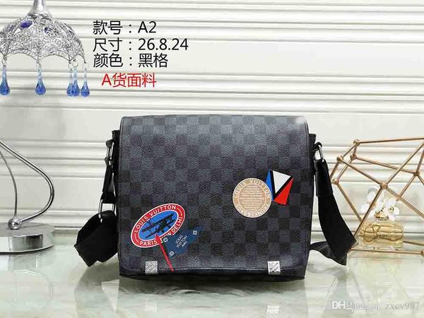 2018 new famous Brand Classic designer fashion Men leather messenger bags crossbody bags school bookbag shoulder bag briefcase Bags Handbags
2018 new famous Brand Classic designer fashion Men leather messenger bags crossbody bags school bookbag shoulder bag briefcase Bags Handbags