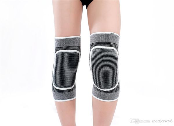 children's knee pads basketball football equipment wristband outdoor sports men and women running football protective gear equipment, Black;gray
children's knee pads basketball football equipment wristband outdoor sports men and women running football protective gear equipment, Black;gray