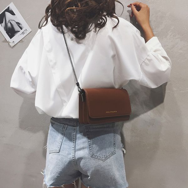 korean version of the new women's bag 2019 simple tide flip small square bag casual chain shoulder messenger
korean version of the new women's bag 2019 simple tide flip small square bag casual chain shoulder messenger