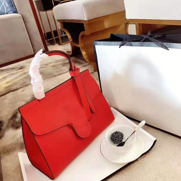 designer women handbag casual female handbags plain classic lady shoulder bag fashion large capacity hand bag lock flap temperament bags
designer women handbag casual female handbags plain classic lady shoulder bag fashion large capacity hand bag lock flap temperament bags