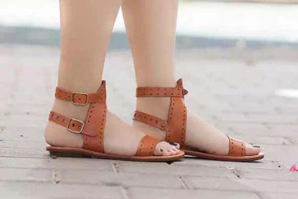 quality slippers sandals slides slippers sandals designer shoes huaraches flip flops loafers scuffs for man/woman by shoe x465, Black 
quality slippers sandals slides slippers sandals designer shoes huaraches flip flops loafers scuffs for man/woman by shoe x465, Black