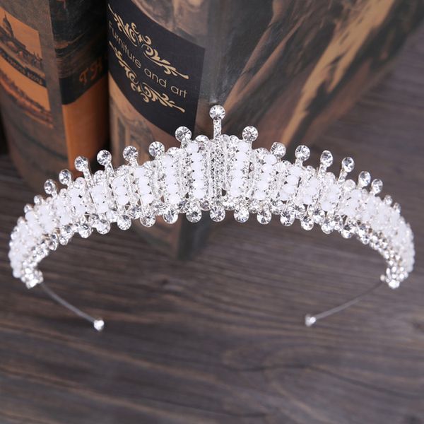 trendy silver crowns handmade beaded crystal tiara for bridal hair ornaments wedding crown hair accessories jewelry headpiece, Golden;white
trendy silver crowns handmade beaded crystal tiara for bridal hair ornaments wedding crown hair accessories jewelry headpiece, Golden;white