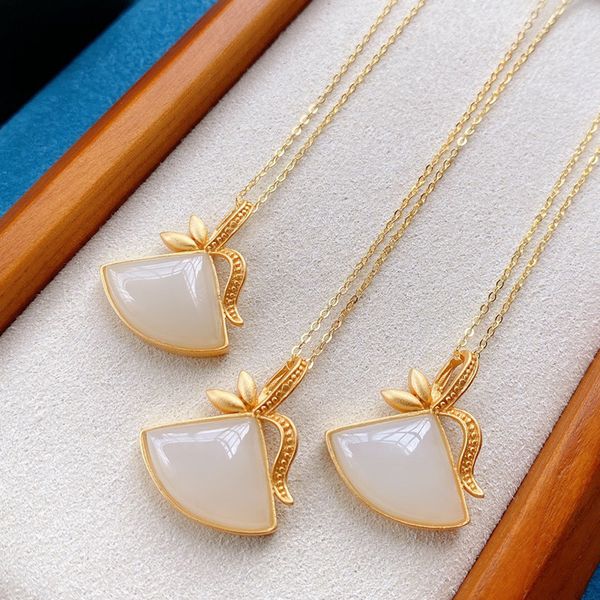 natural white semi-precious stone necklace pendant fan bow simple national style retro female s925 new necklace, Silver
natural white semi-precious stone necklace pendant fan bow simple national style retro female s925 new necklace, Silver