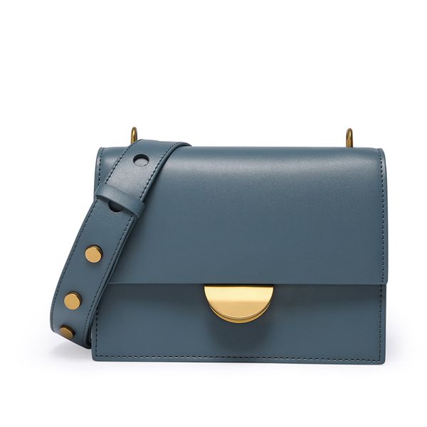 classic crosbody messenger bag small designer handbags totes women single shoulder bag france paris style handbag brand luxury bag
classic crosbody messenger bag small designer handbags totes women single shoulder bag france paris style handbag brand luxury bag